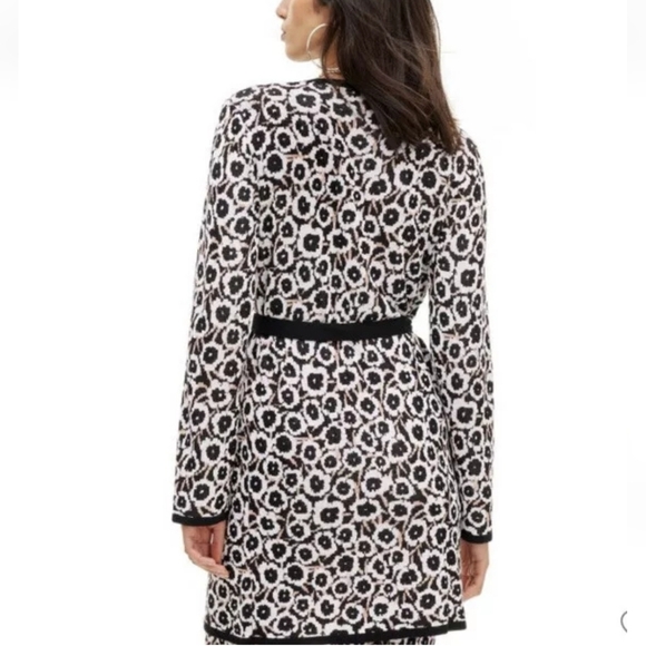 Daine Von Furstenberg x Target V Neck Neutral Poppy Sweater Wrap Top XXS - Picture 2 of 9